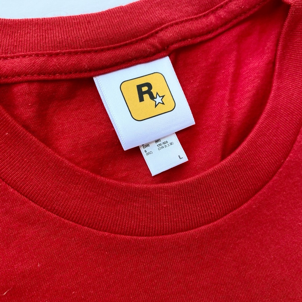 NWOT! ROCKSTAR GAMES TEE - Picture 2 of 6